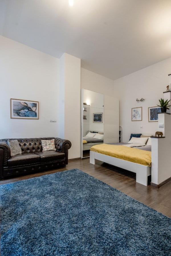 Stylish Downtown Studio Budapest Exterior foto