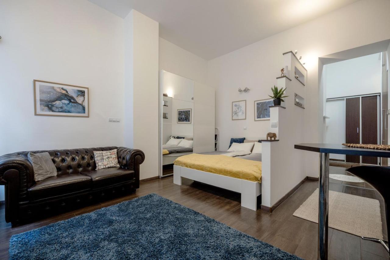 Stylish Downtown Studio Budapest Exterior foto